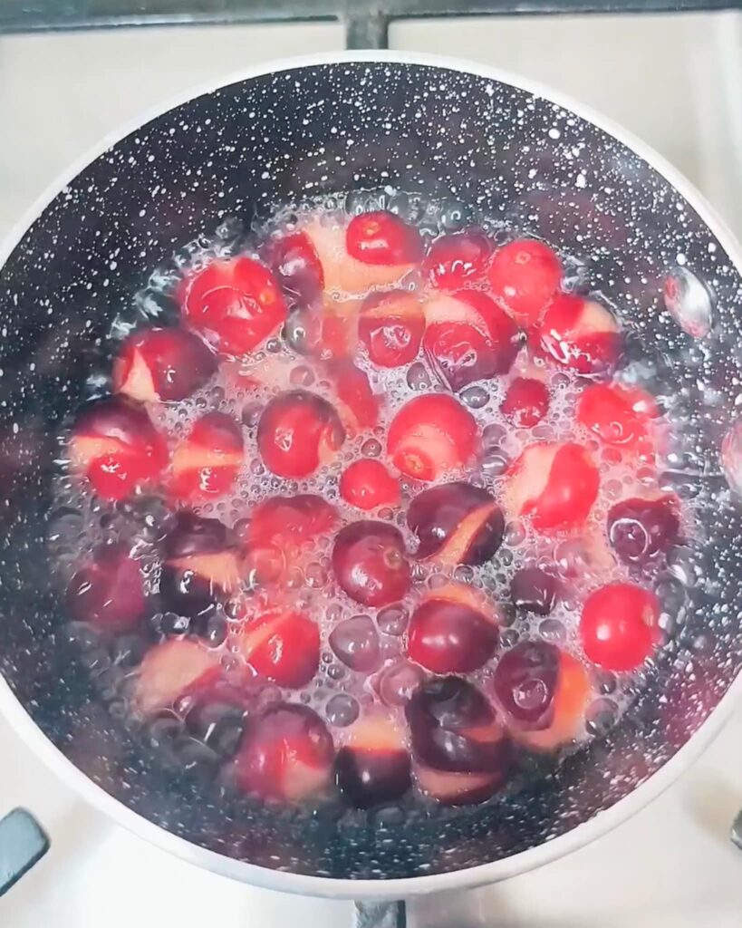 żurawina surowa gotowana na wodzie